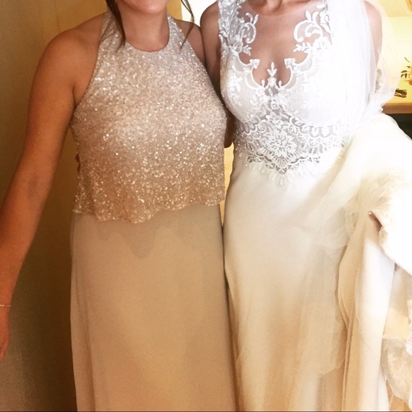 Aidan Mattox Gown - Picture 3 of 8